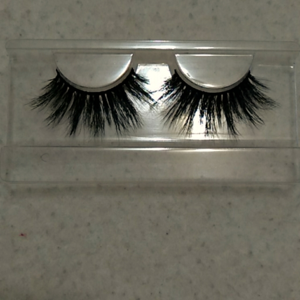 100% Mink lashes